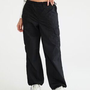 Aeropostale Baggy Cargo Parachute Pants - Black